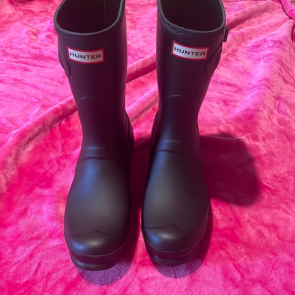 Womens Hunter rain boots-short